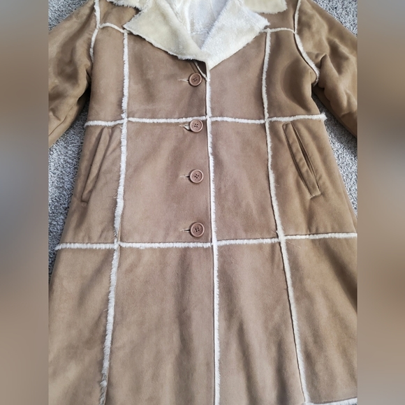 **SOLD ***Faux Suede & Shearling Winter Coat - Picture 4 of 12